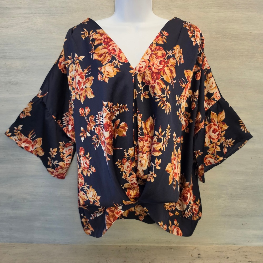 Umgee Multicolor Floral Print Vneck Knot Hemline 3/4 Sleeve Blouse Size XL GC